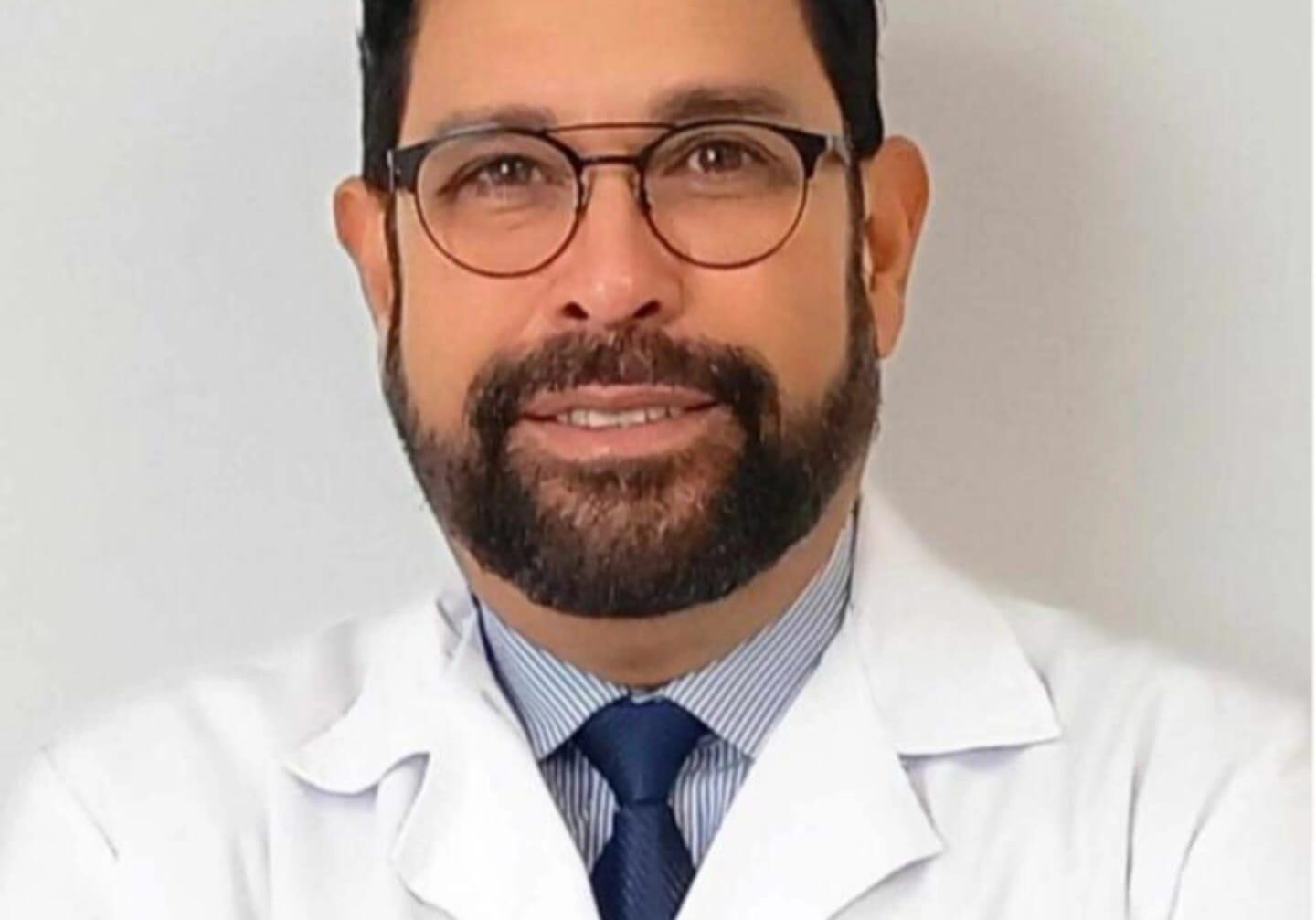 Dr. Rolando Galano Dr. Rolando Galano