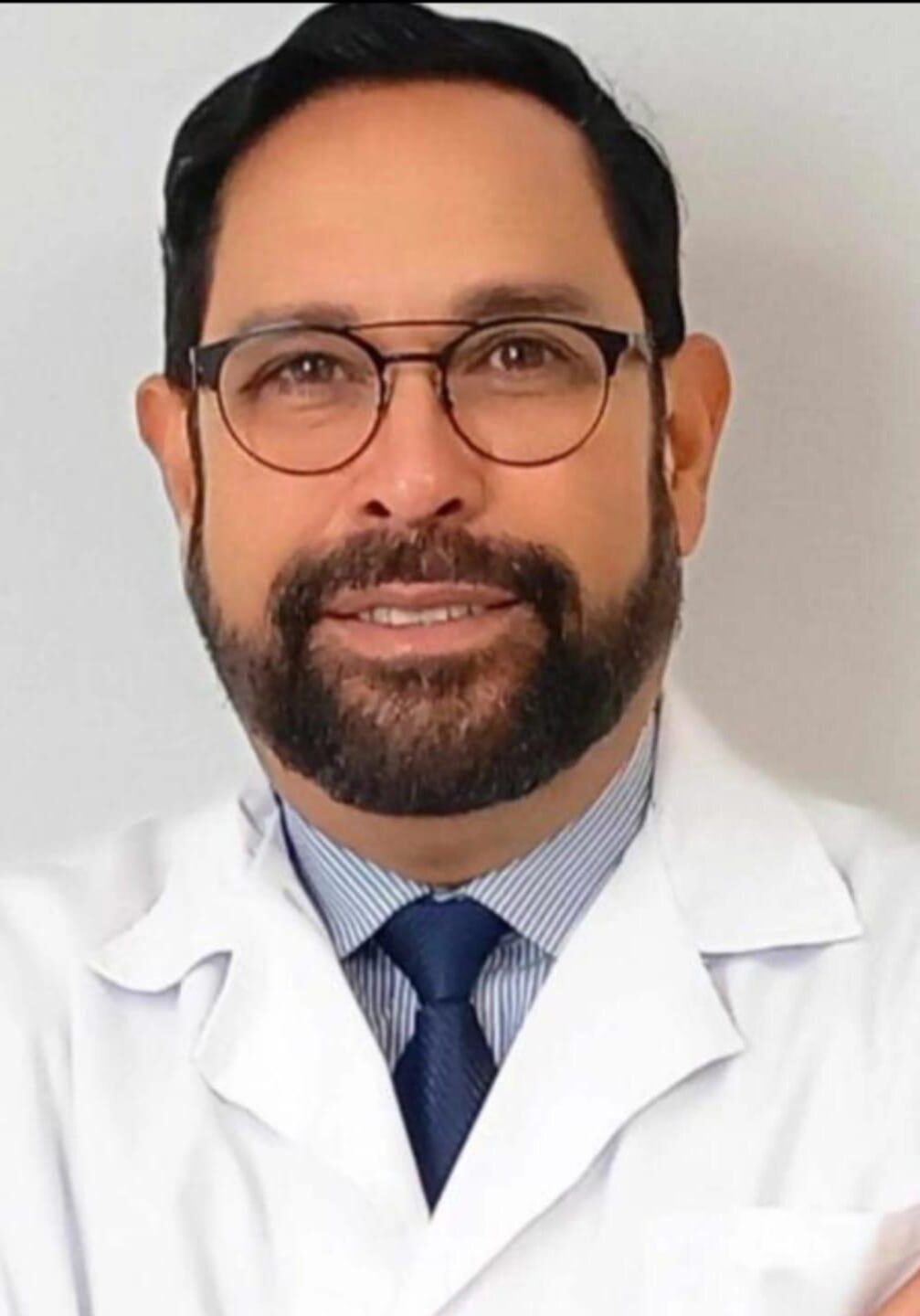 Dr. Rolando Galano